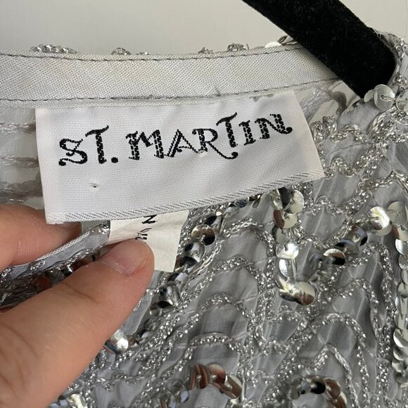 St. MARTIN Silver Wavy Sequin Crop Top Dolman Sleeves Glam Retro Disco Party Med - Picture 9 of 16